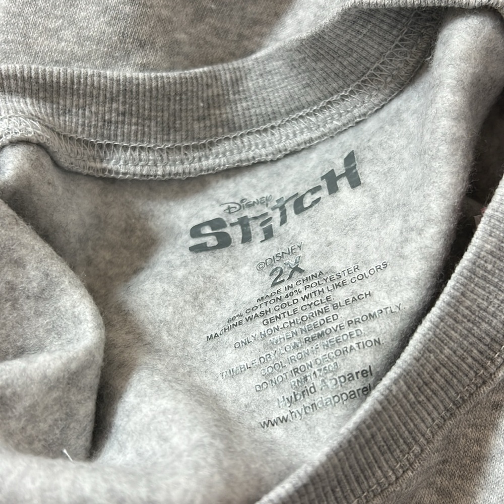Disney Lilo & Stitch Sweatshirt Size 1X, 2X, 3X - Picture 7 of 7